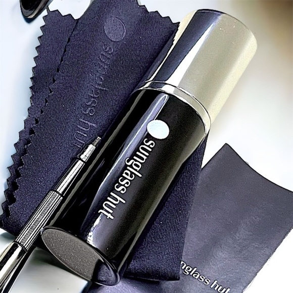 AlX Armani Exchange l Sunglasses Set Sunglasses l Case l Care Kit l New - Picture 3 of 9